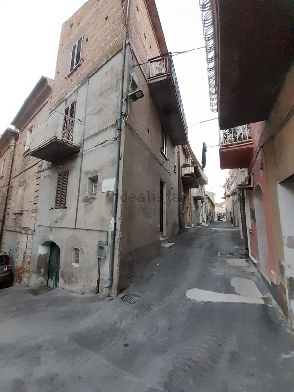 casa indipendente in vendita a Monteodorisio