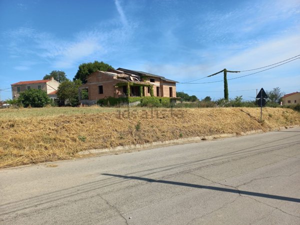 casa indipendente in vendita a Monteodorisio