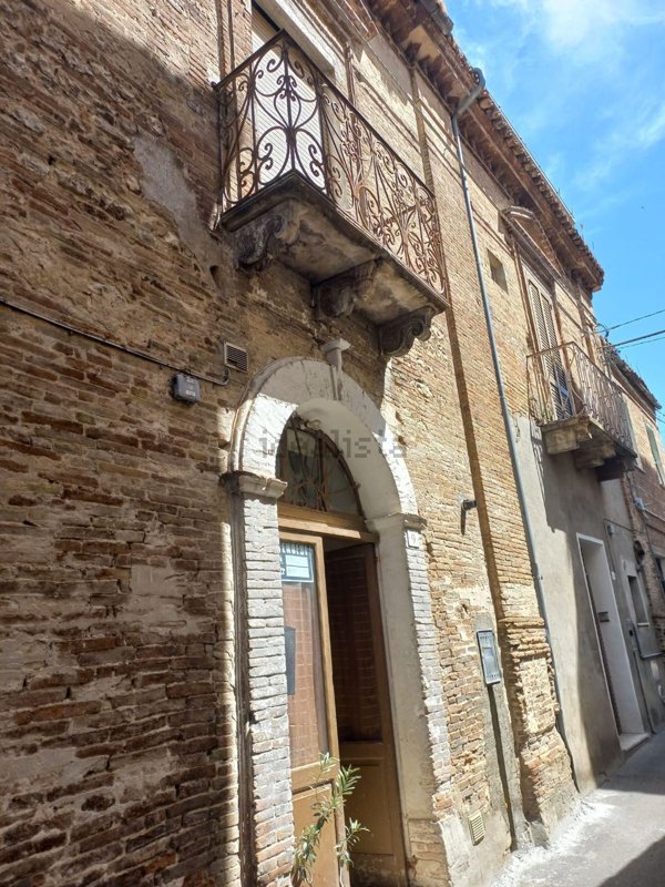 casa indipendente in vendita a Monteodorisio