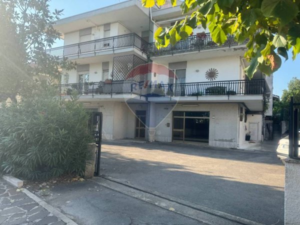 locale commerciale in vendita a Mozzagrogna
