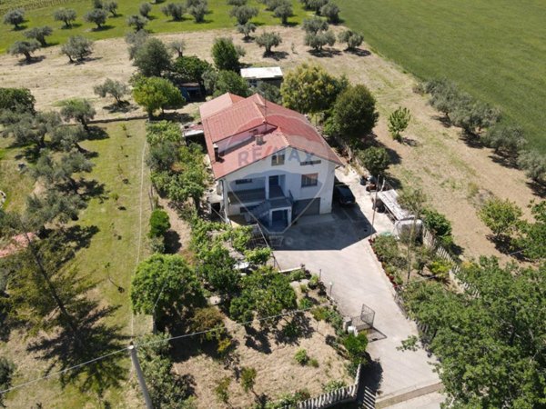 casa indipendente in vendita a Mozzagrogna
