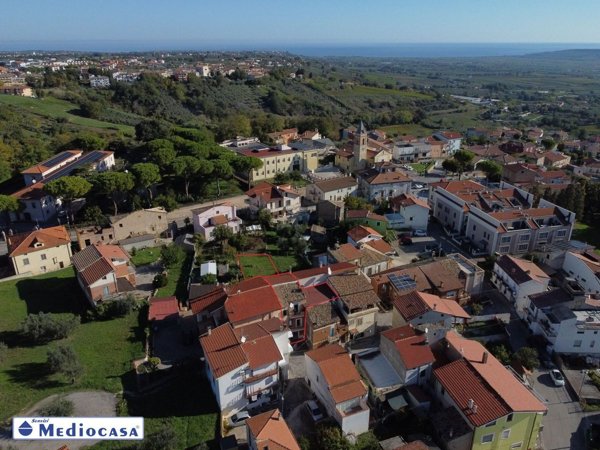 casa semindipendente in vendita a Mozzagrogna