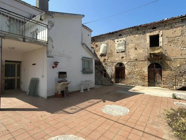 casa indipendente in vendita a Mozzagrogna in zona Villa Romagnoli
