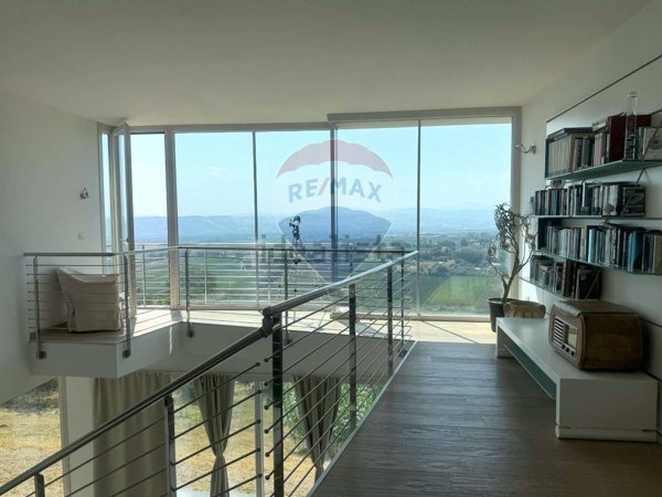 casa indipendente in vendita a Mozzagrogna