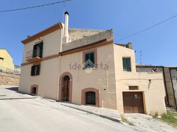 casa semindipendente in vendita a Mozzagrogna
