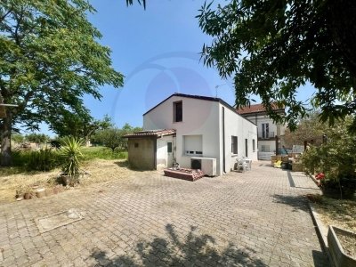 casa indipendente in vendita a Mozzagrogna in zona Villa Romagnoli