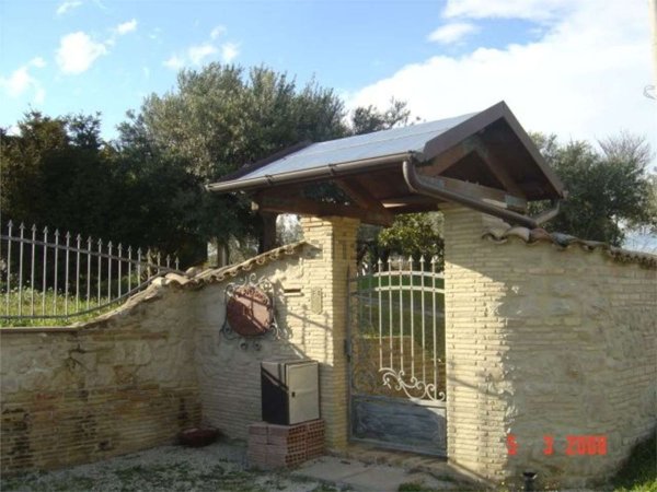 casa indipendente in vendita a Mozzagrogna