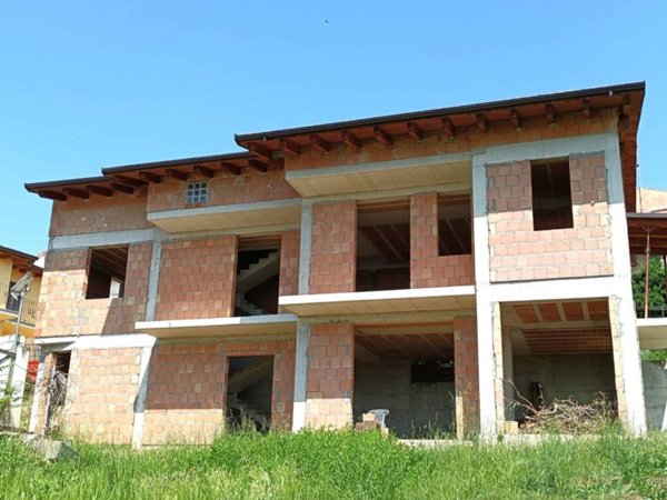 casa indipendente in vendita a Mozzagrogna in zona Villa Romagnoli