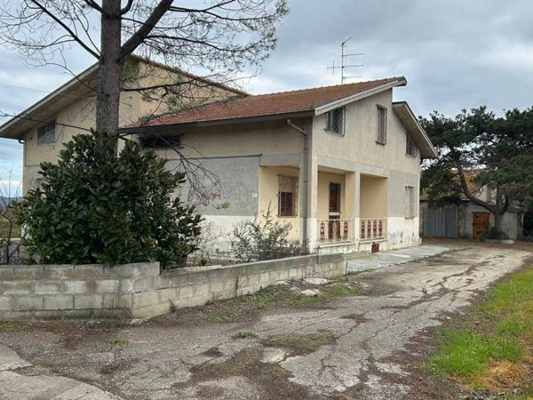 casa indipendente in vendita a Mozzagrogna in zona Castel di Sette