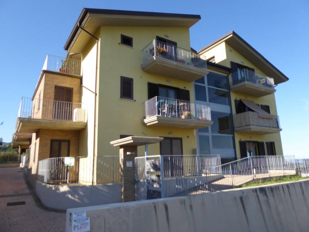 appartamento in vendita a Mozzagrogna