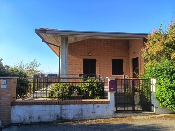 casa indipendente in vendita a Mozzagrogna in zona Castelli