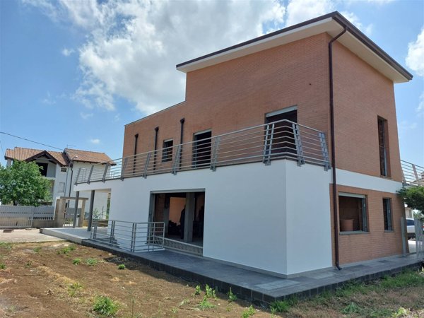 casa indipendente in vendita a Mozzagrogna in zona Castelli