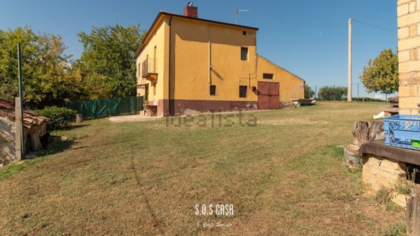 casale in vendita ad Orsogna