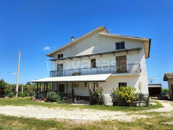 casa indipendente in vendita ad Orsogna
