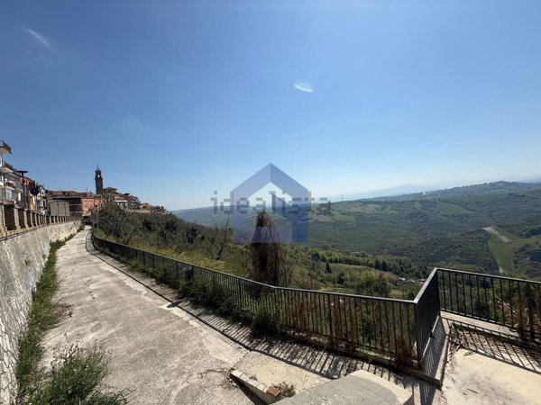 casa indipendente in vendita ad Orsogna