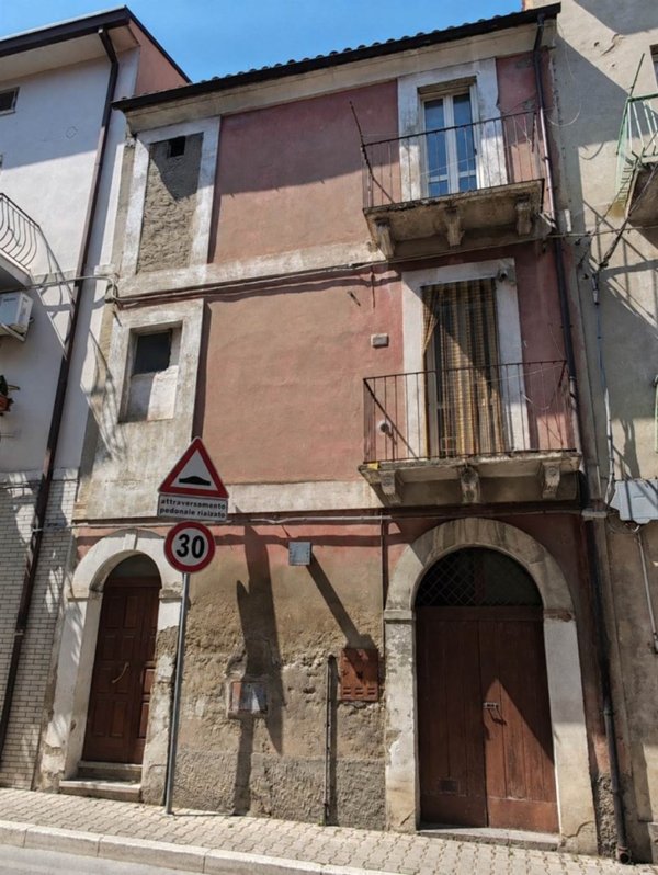 casa indipendente in vendita ad Orsogna