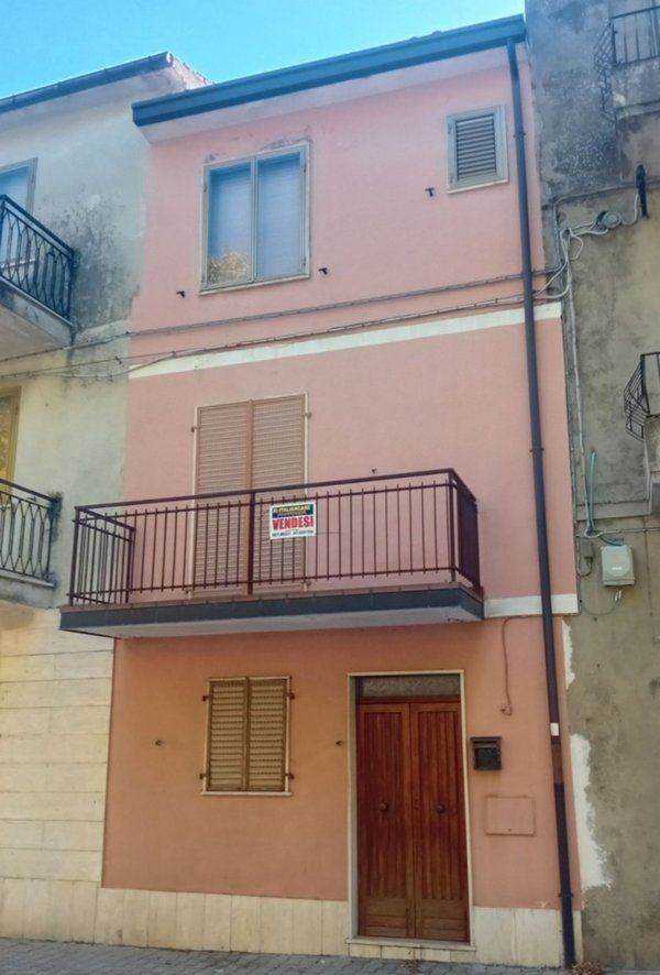 casa indipendente in vendita ad Orsogna