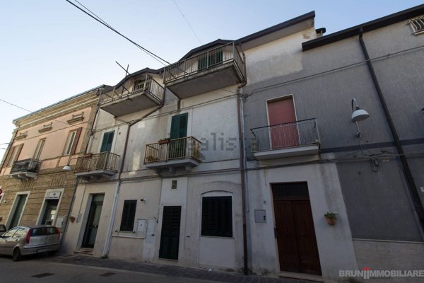 appartamento in vendita ad Ortona in zona Caldari