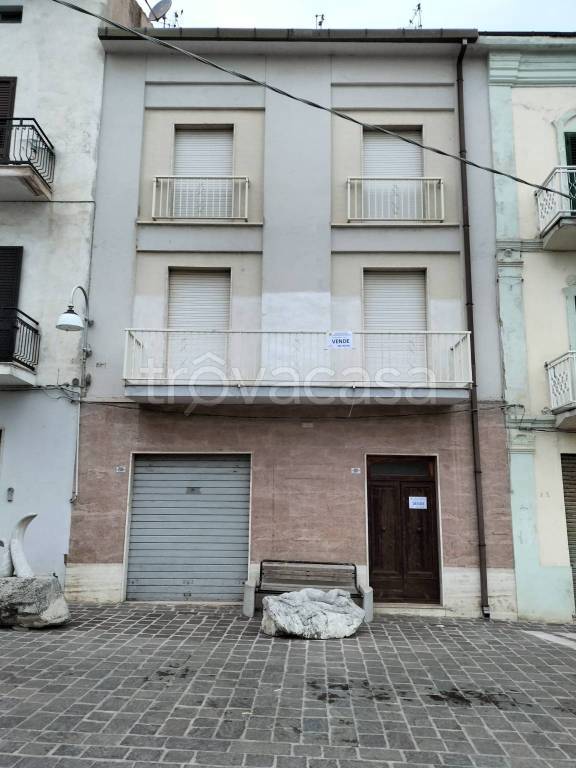 casa indipendente in vendita ad Ortona in zona Caldari