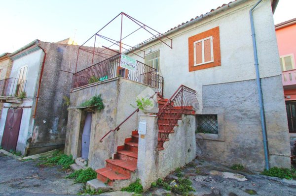 casa indipendente in vendita ad Ortona in zona Villa San Nicola