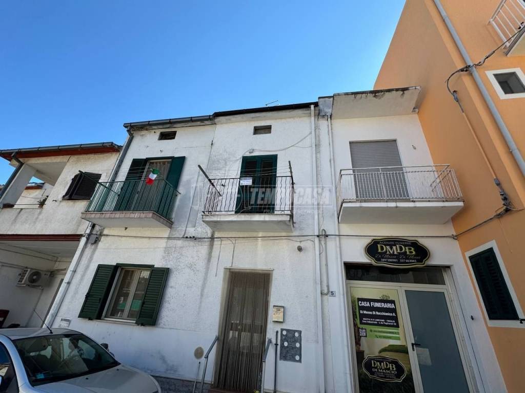 casa indipendente in vendita ad Ortona