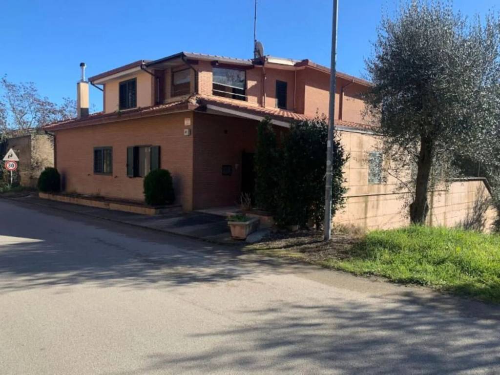 casa indipendente in vendita ad Ortona