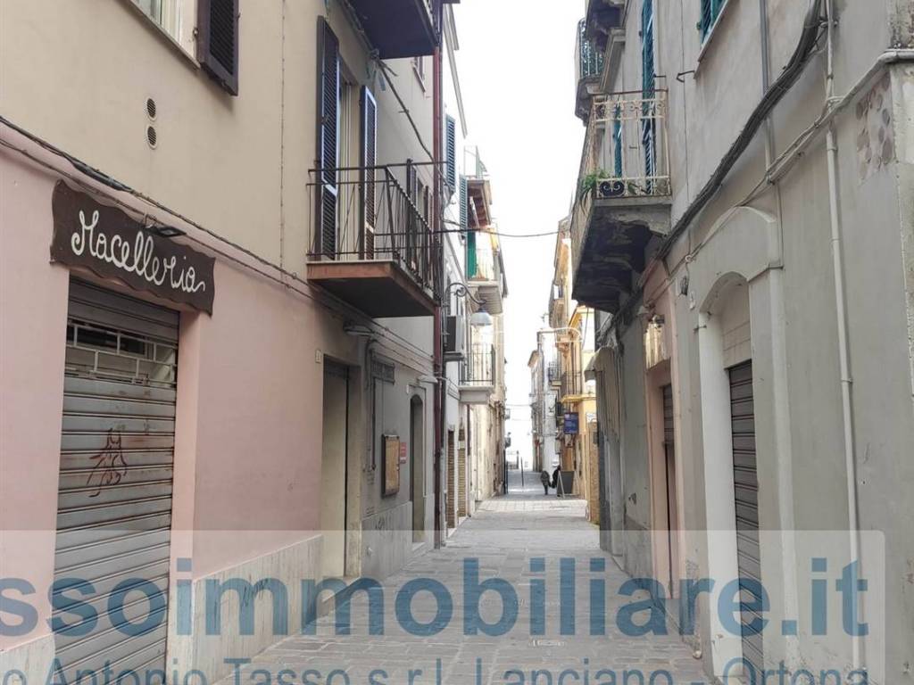 negozio in vendita ad Ortona
