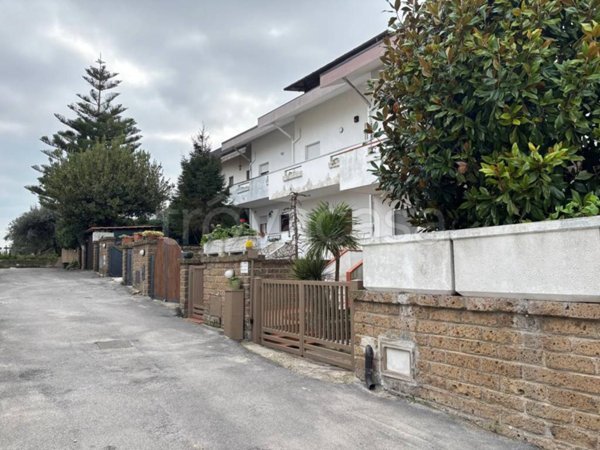 casa indipendente in vendita ad Ortona in zona Lazzaretto