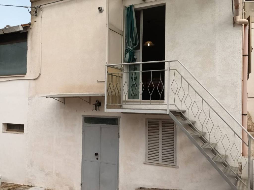 casa indipendente in vendita ad Ortona