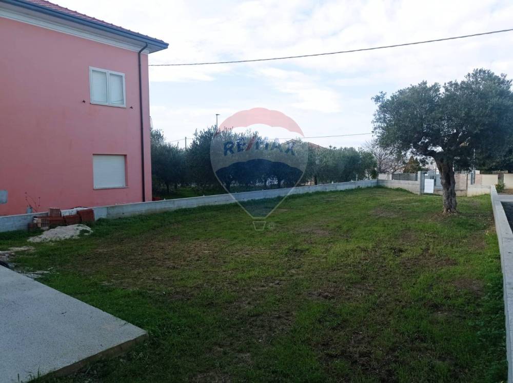 appartamento in vendita ad Ortona in zona Savini
