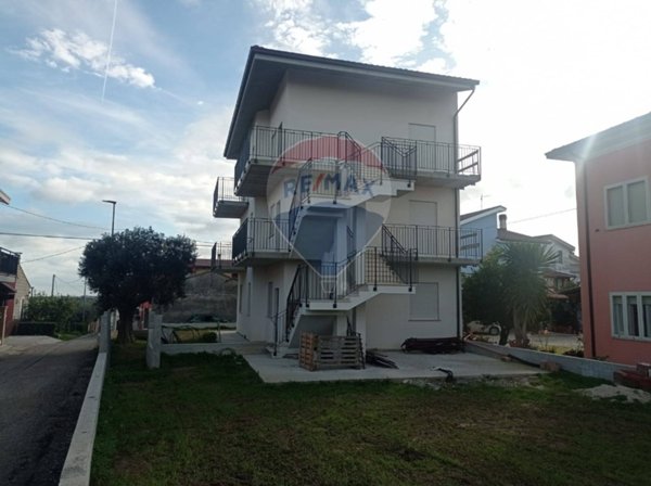 appartamento in vendita ad Ortona in zona Savini