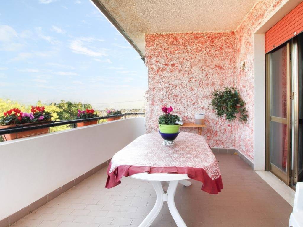 casa indipendente in vendita ad Ortona in zona Colombo