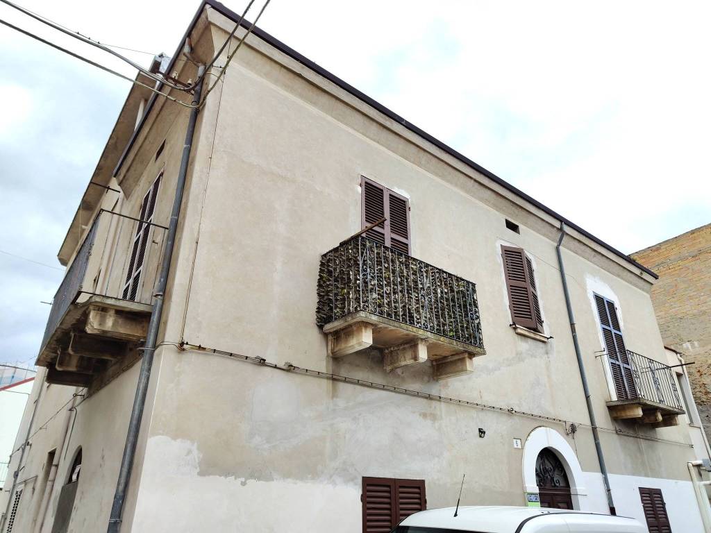 casa indipendente in vendita ad Ortona