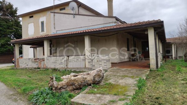 appartamento in vendita ad Ortona in zona Caldari