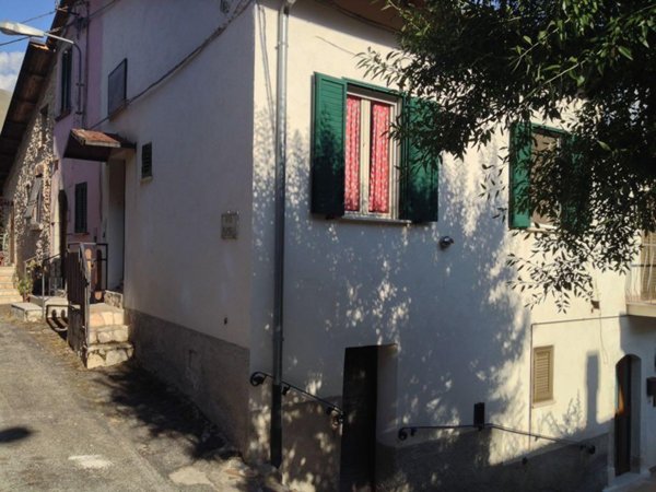 casa indipendente in vendita ad Ortona