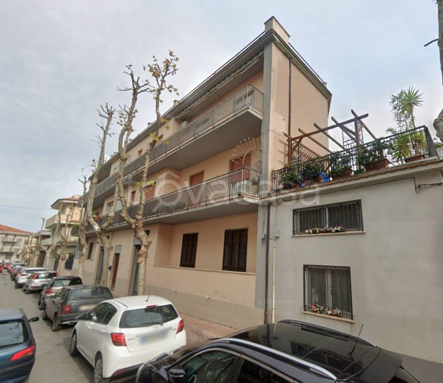appartamento in vendita ad Ortona in zona Caldari