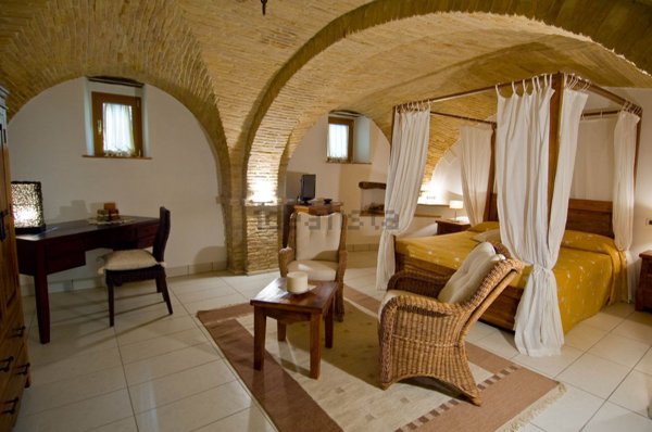 casa indipendente in vendita ad Ortona in zona Villa Deo