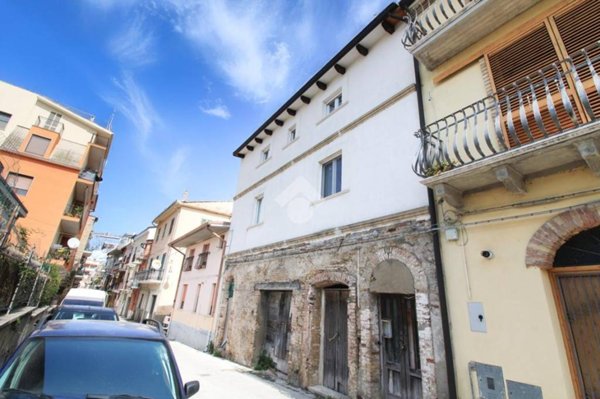 casa indipendente in vendita ad Ortona
