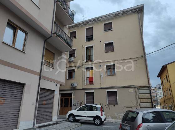 locale commerciale in vendita ad Ortona