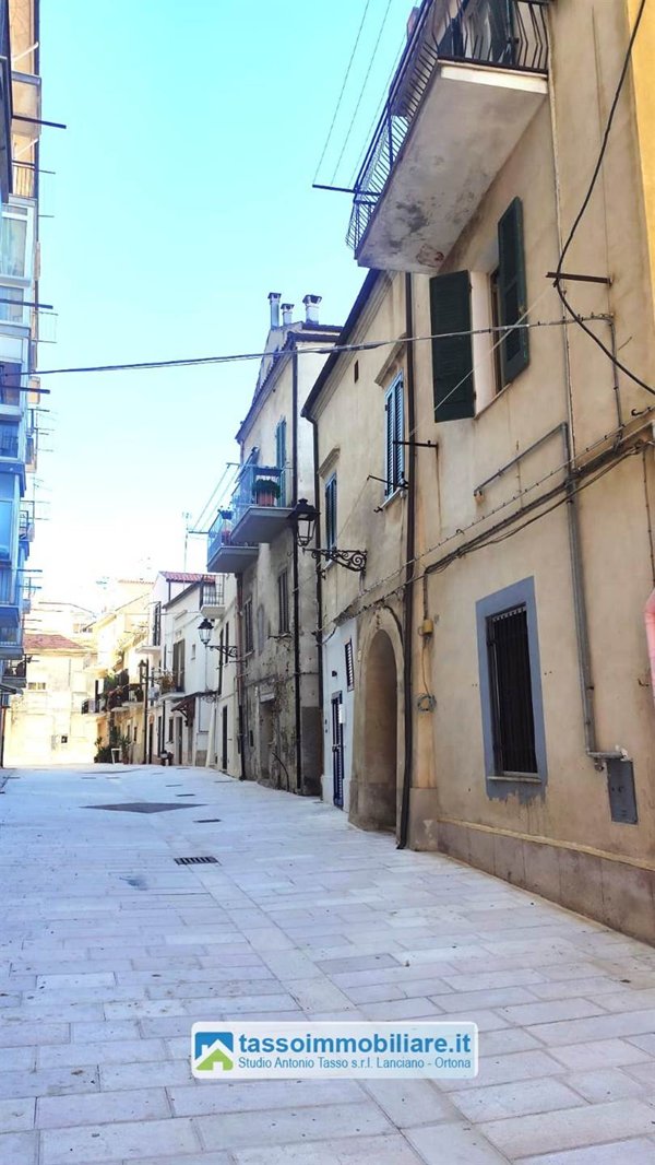 appartamento in vendita ad Ortona in zona Caldari