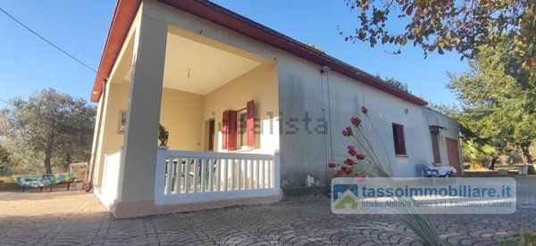 casa indipendente in vendita ad Ortona