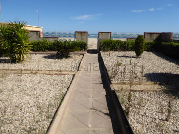 casa indipendente in vendita ad Ortona