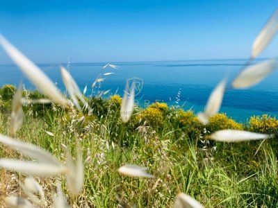 casa indipendente in vendita ad Ortona in zona Torre Mucchia