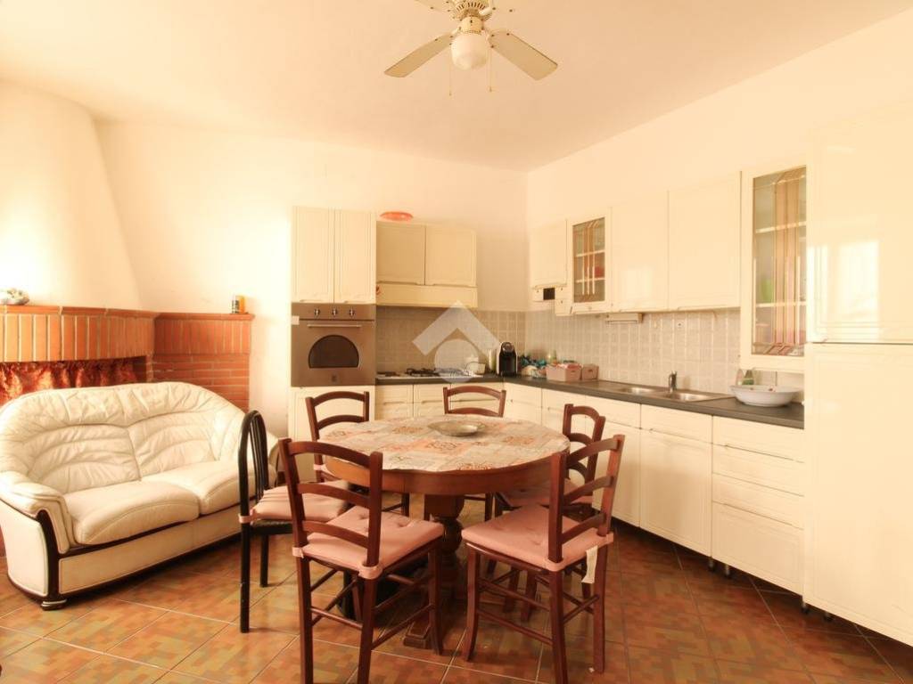 appartamento in vendita ad Ortona in zona Villa San Leonardo