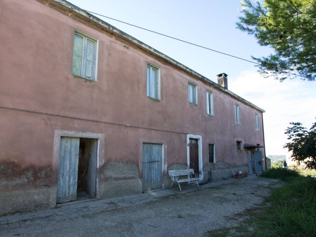 casa indipendente in vendita ad Ortona