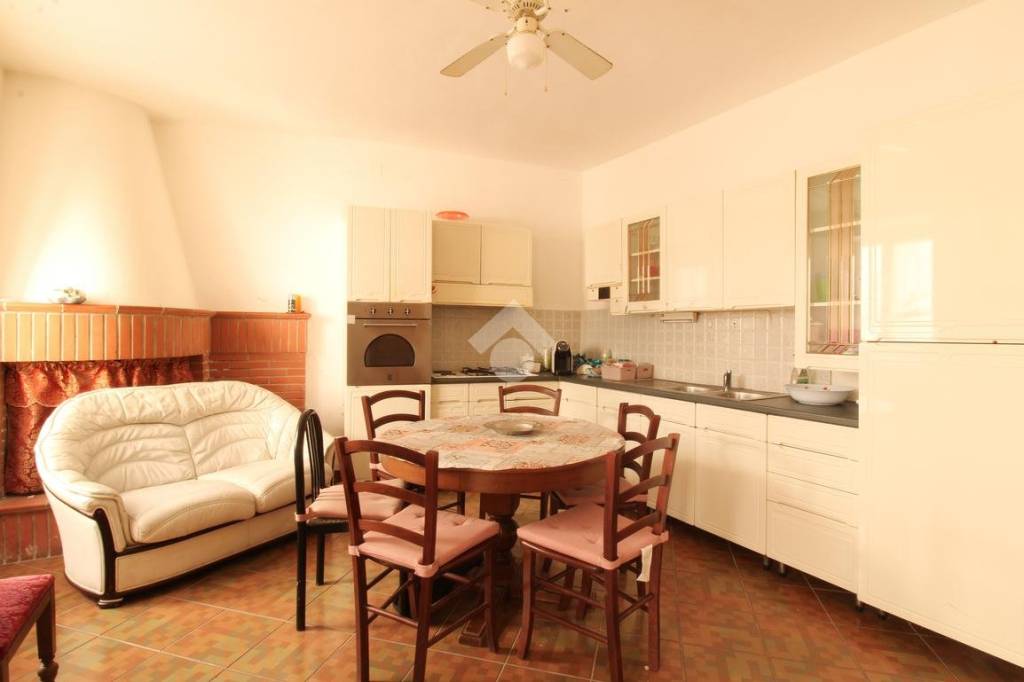casa indipendente in vendita ad Ortona