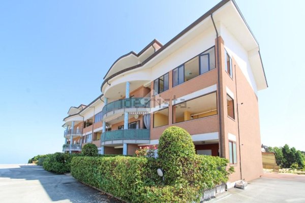 appartamento in vendita ad Ortona in zona Savini