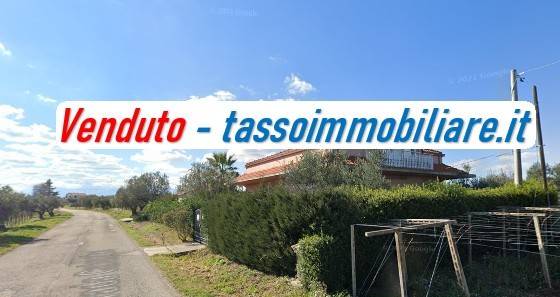 casa indipendente in vendita ad Ortona in zona Caldari