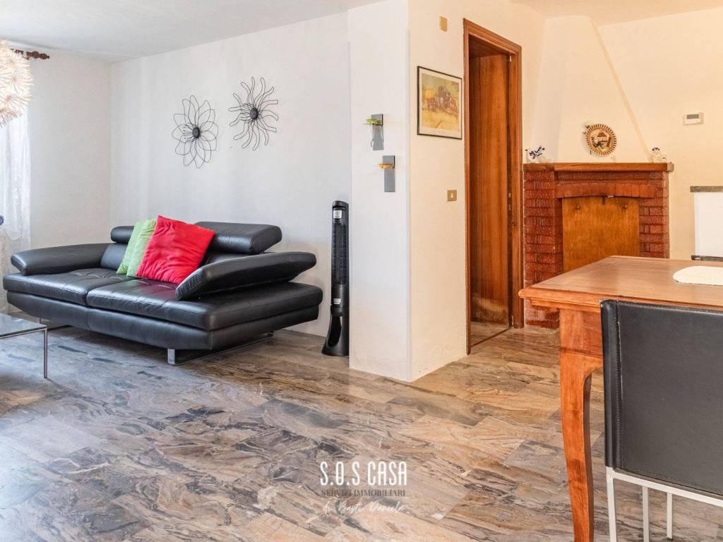 casa indipendente in vendita ad Ortona in zona Villa San Leonardo
