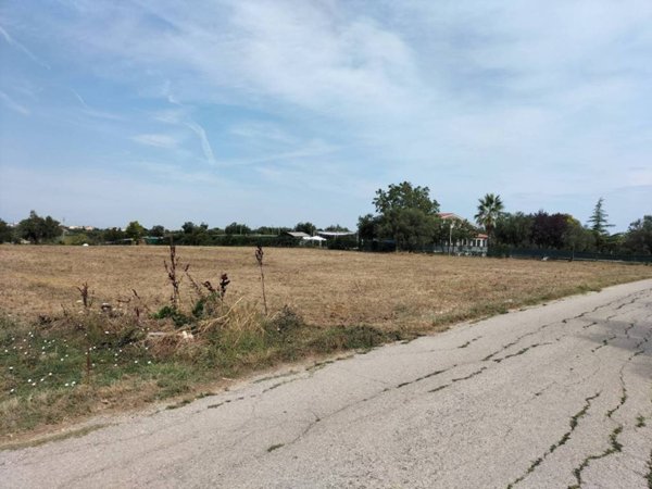 casa indipendente in vendita ad Ortona in zona San Giuliano